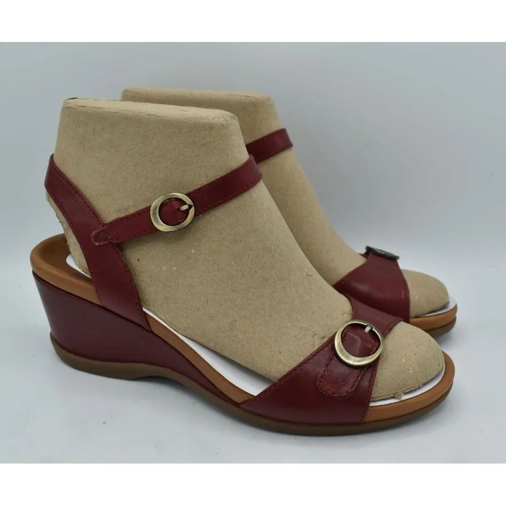 Dansko Womens EU 40 US 9.5-10 Arielle Red‎ Glazed Leather Wedge Open Toe Sandals